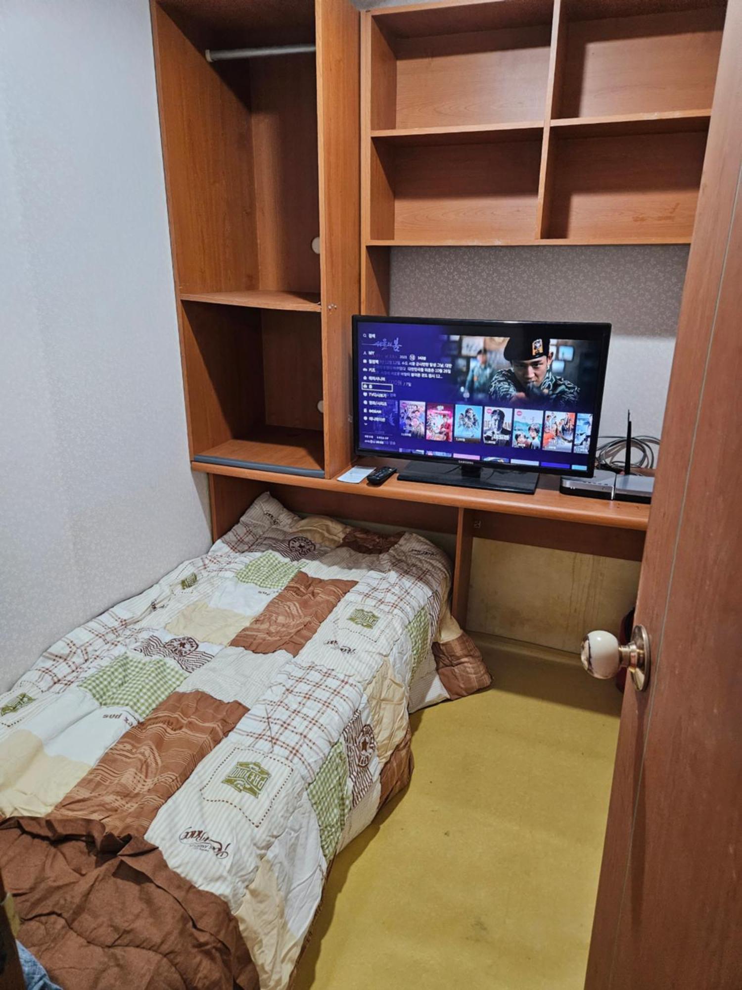 Mokhwatel Hostel ปูซาน ภายนอก รูปภาพ