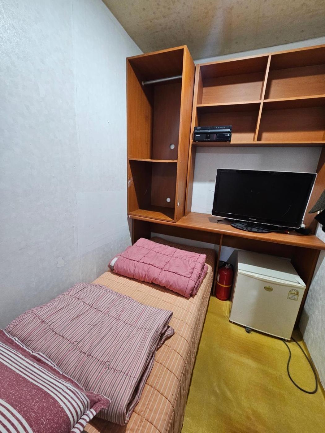 Mokhwatel Hostel ปูซาน ภายนอก รูปภาพ
